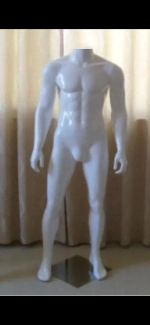 Mannequins homme en résine avec tête 