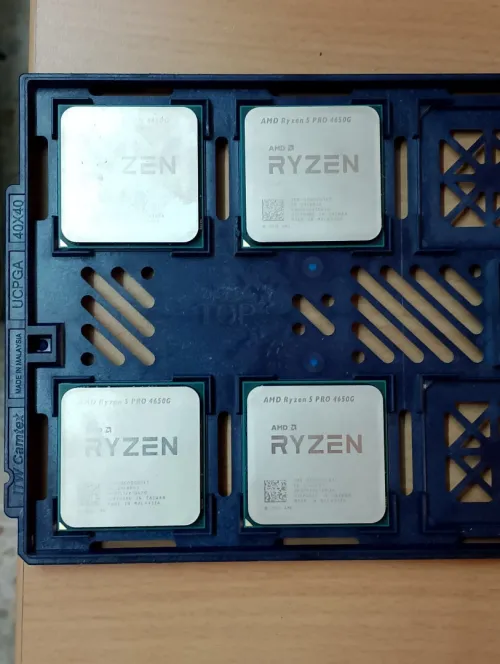 Cpu AMD RYZEN 5 pro 4650G + carte mère gigabyte a320m-s2h