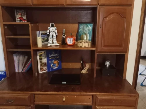 bureau en bois hètre avec grande capacité de rangement 