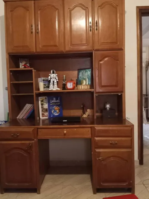 bureau en bois hètre avec grande capacité de rangement 