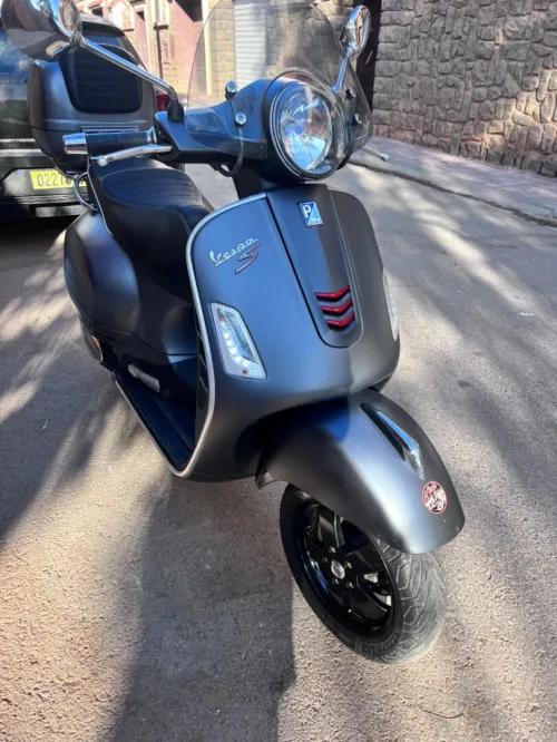 Piaggio Vespa gts 300 2018
