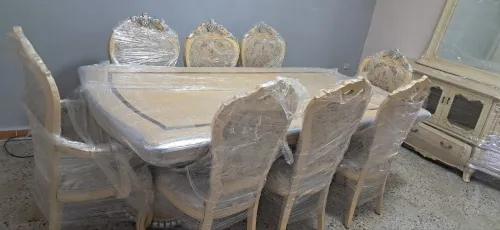 Table royale avec buffet