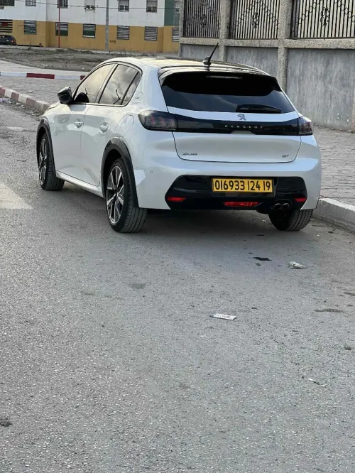 Peugeot 208 2024 GT