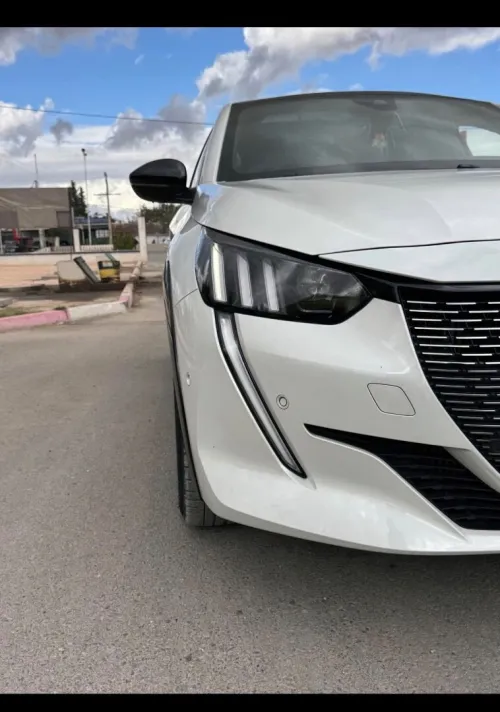 Peugeot 208 2024 GT