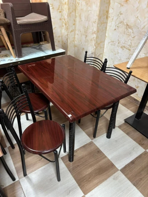 Chaise cafétéria restaurant 
