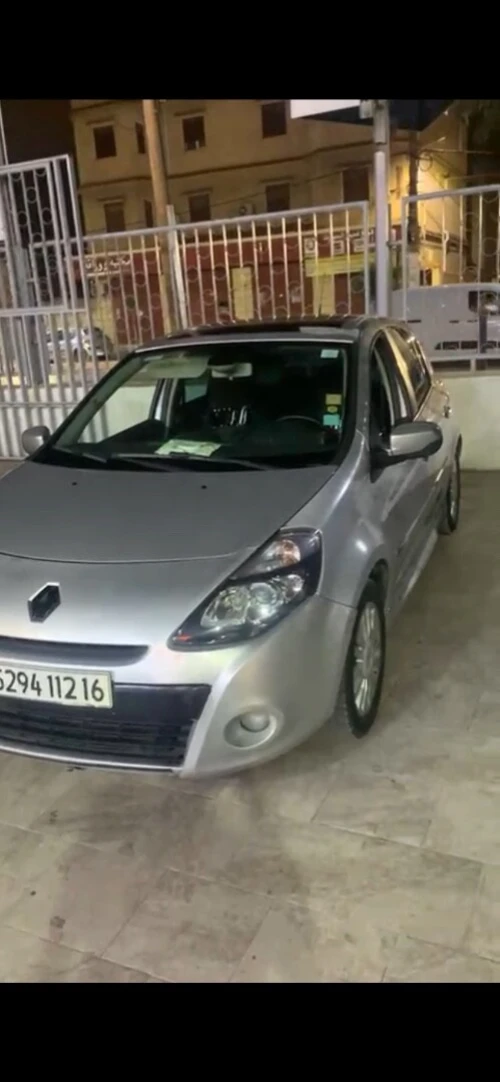 Renault Clio 3 2012 Night and Day