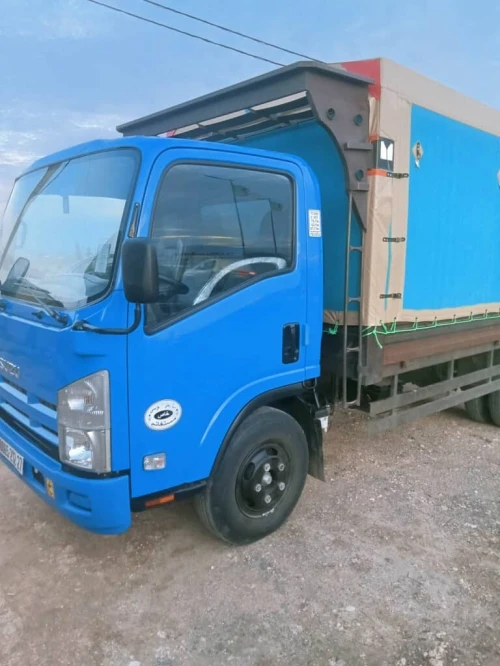 Isuzu Isuzu 2012