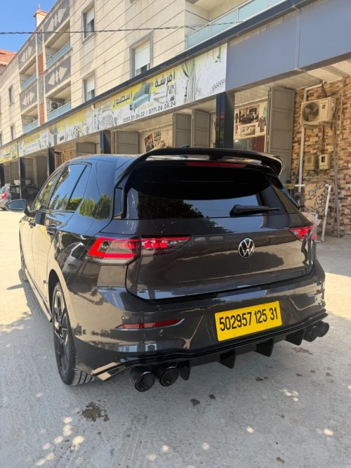 Volkswagen Golf 8 2025 R-Line black edition 2025 sono+siege ventiles+ data show+ kit R original