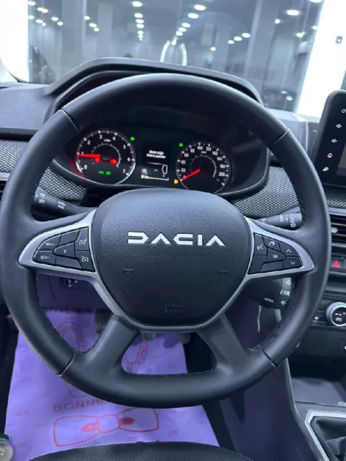 Dacia Sandero 2025 Stepway Expression plus