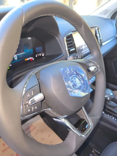 Skoda Karoq 2025 luxury
