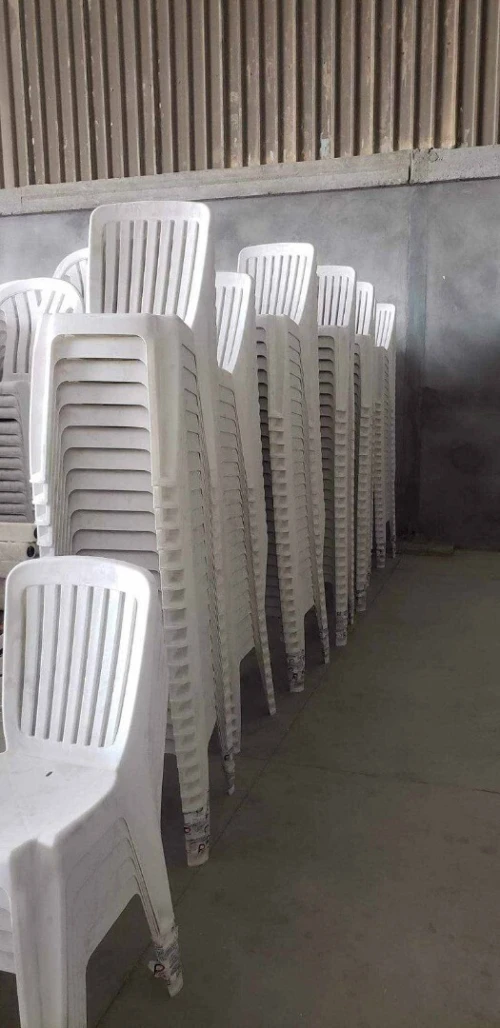 كراسي و طاولات بلاستيكية tables et chaises plastique