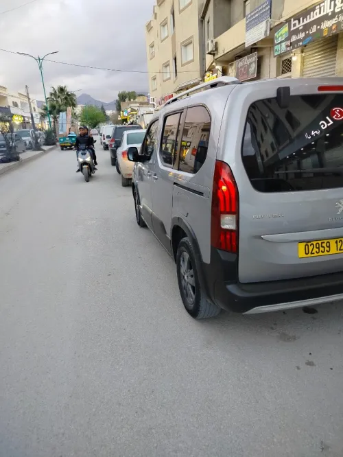 Peugeot Rifter 2023 Allure