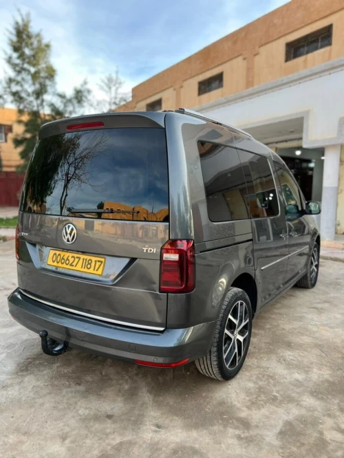 Volkswagen Caddy 2018 Highline