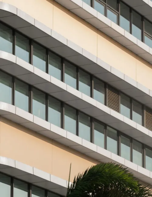 Revêtement de Façade Ventilée en HPL MEG (8mm)  Système Invisible