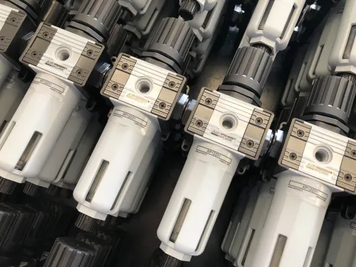 distributeur pneumatique - filtre régulateur - régulateur de pression - festo -camozzi - smc -