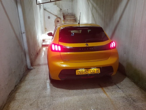 Peugeot 208 2022 Allure Pack