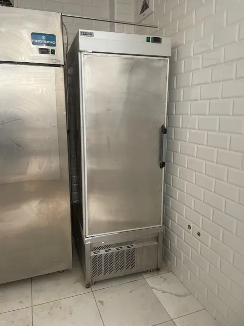 3 armoire frigo a vendre 