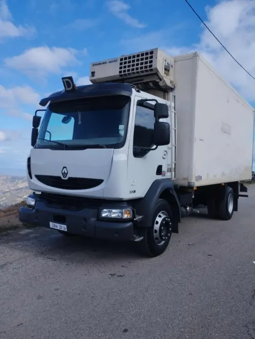 Renault Midlum 2009