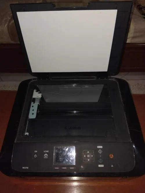 Imprimante Canon MG 5750 problème de tête 