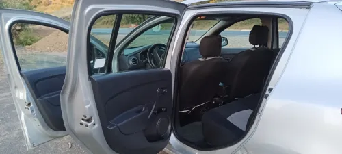 Dacia Sandero 2015 