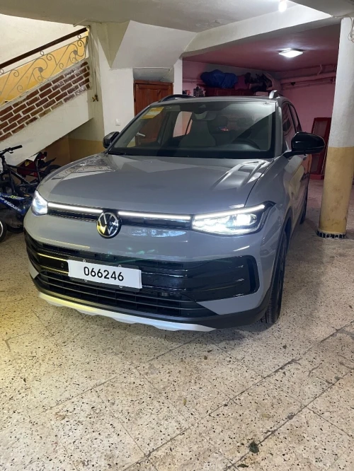 Volkswagen Tharu xr 2025 Toute option