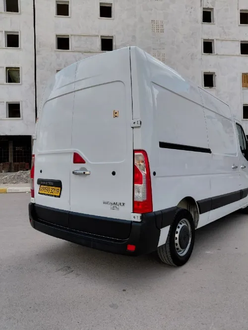 Renault Master 2021