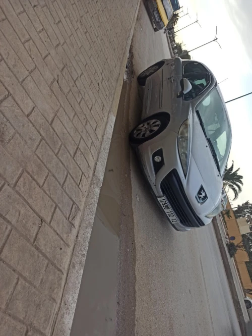 Peugeot 207 2012 207 4