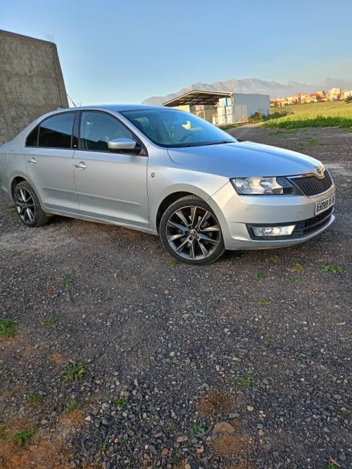 Skoda Rapid 2015 Edition