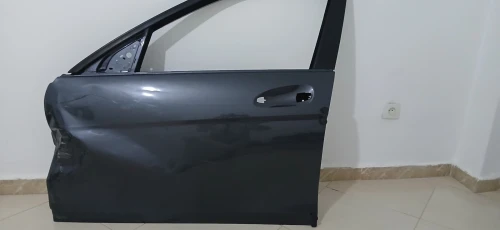 Porte avant Mercedes C220 W204