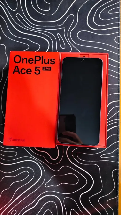 OnePlus Ace 5 Ultra