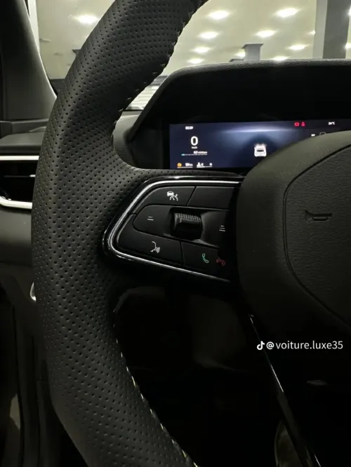 Geely Coolray 2025 Foull options