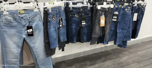 Vente magasin de vêtements enfant avec logiciel et tout le local est a la location