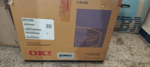 Imprimante laser couleur OKI C3100 neuve + toners