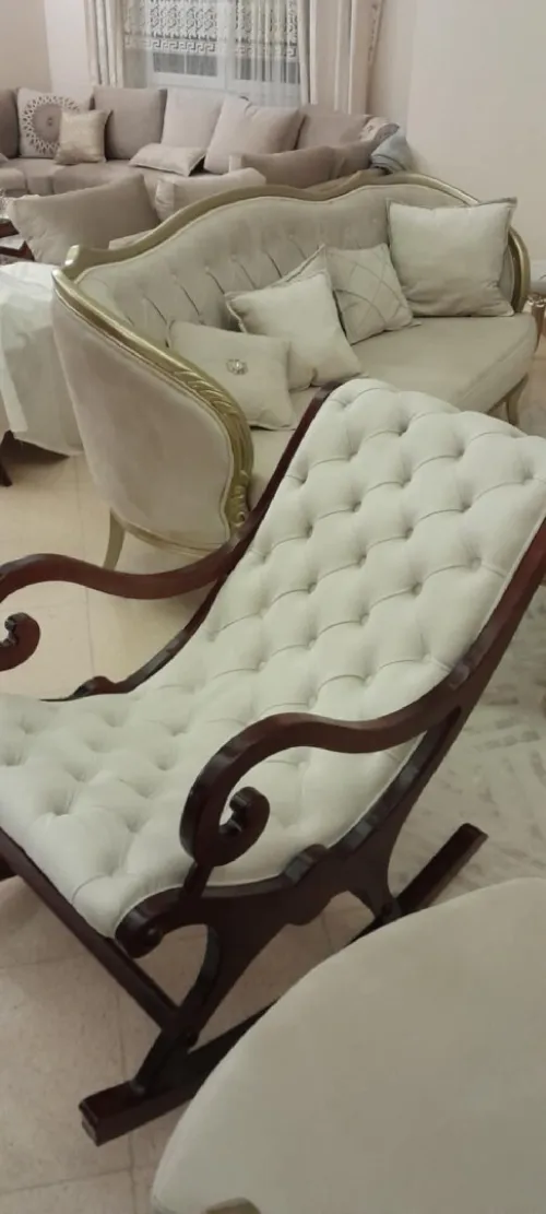 Fabricant rokin chair  