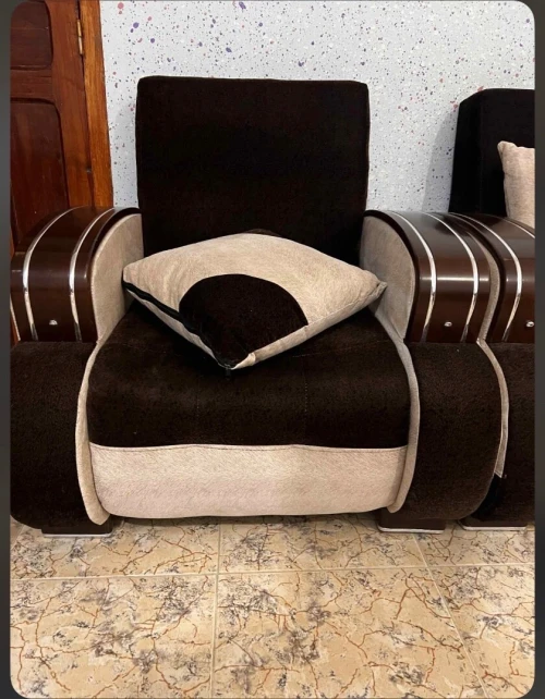 صالون بحالة جيدة / Fauteuil confortable
