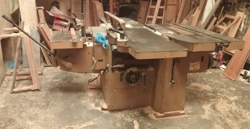 Machine de menuiserie bois