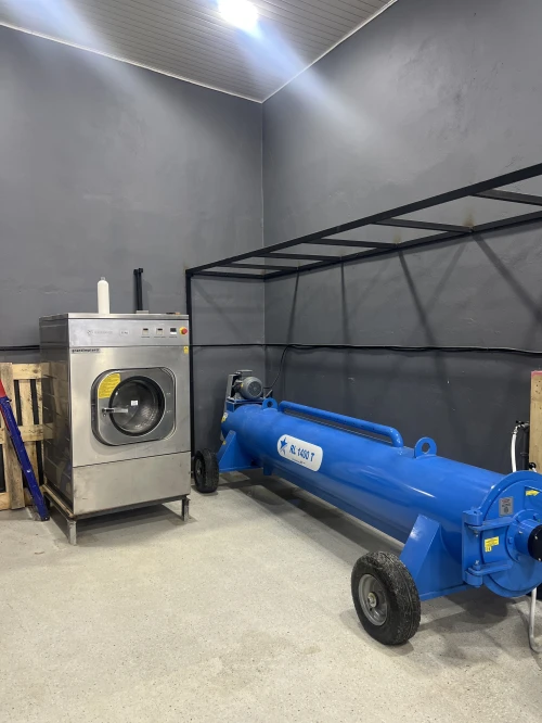 Nettoyage professionnel tapis, canapé & linge hôtelier, Service à Livraison Express