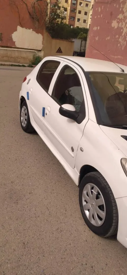 Peugeot 206 Plus 2013 generation