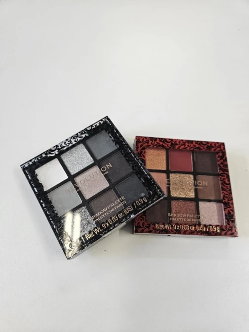Révolution make up
