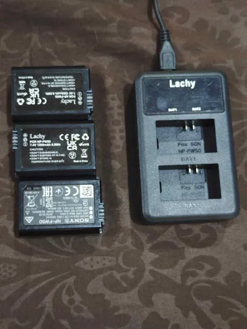 Sony a6500, Trois batteries, view finder me marche pas