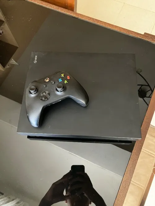 Xbox one x 