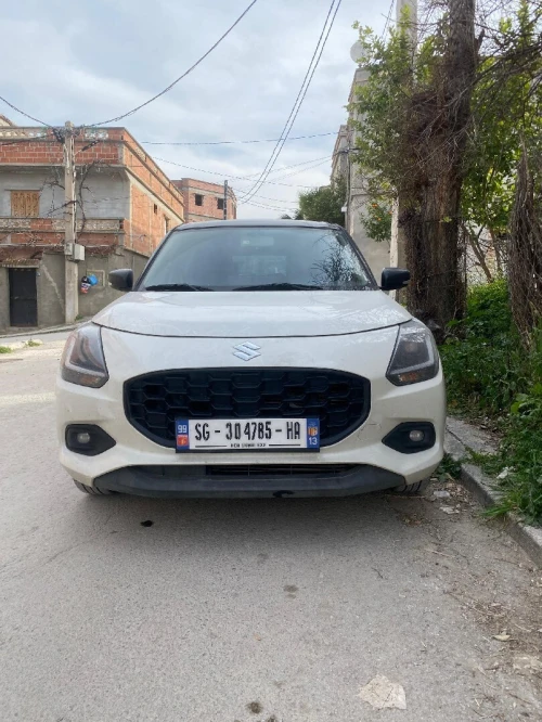 Suzuki Swift 2025 GLX monte carlo