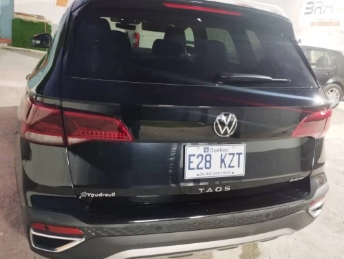 Volkswagen Taos 2024 SE Black 