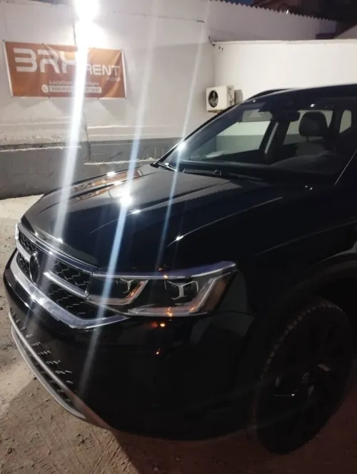 Volkswagen Taos 2024 SE Black 