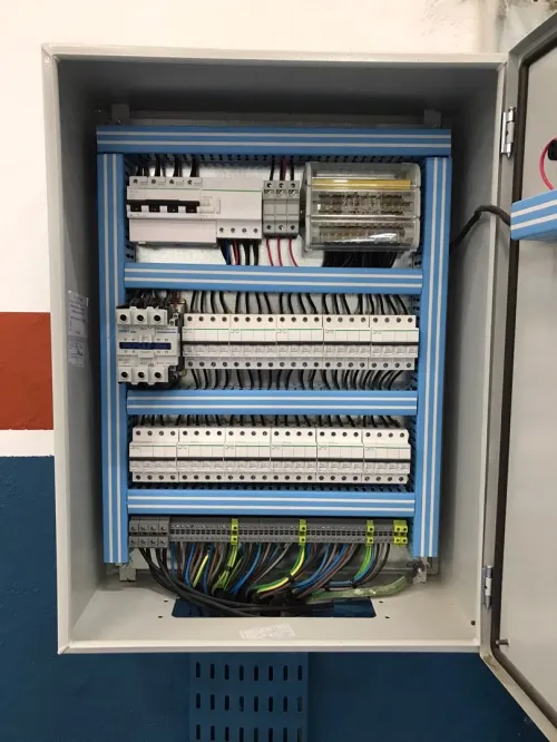 électricité bâtiment et industrielle