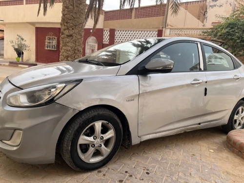 Hyundai Accent RB  4 portes 2012 Accent RB  4 portes