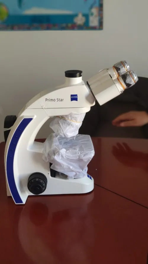 Microscope Zeiss primo star 