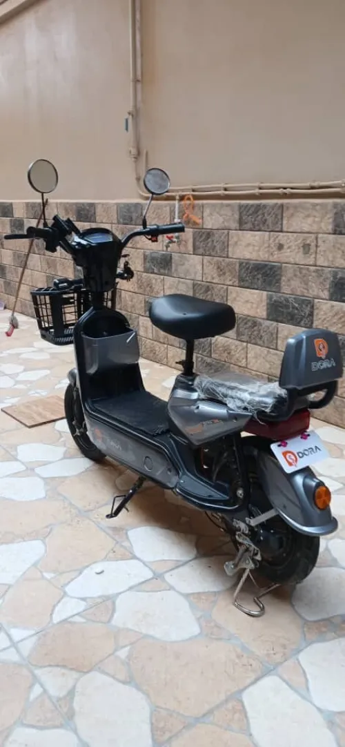 Dora Scooter électrique 2025