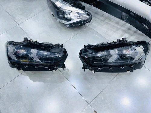 Phare BMW X5 X6 G05 G06 2025 