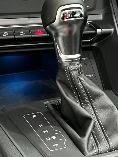 Audi Q3 2026 IS-line 35 tfs
